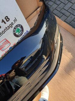 VW Golf 7 KLS 4X PDC Voorbumper Uni Zwart L041