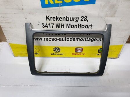 VW Polo inleg navigatie afdekplaat 6R0858069