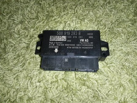 Seat Leon 5F Audi A3 8V TT PDC Module 5Q0919283B 5Q0919283E