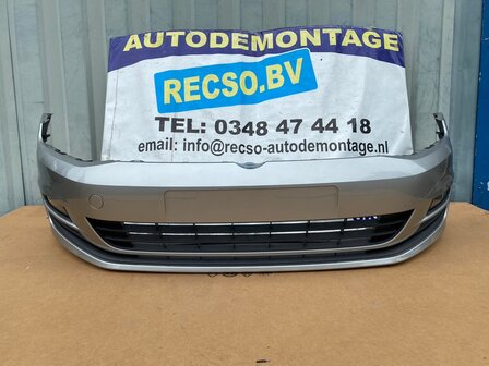 VW Golf 7 Voorbumper LB7W MISTLAMPEN