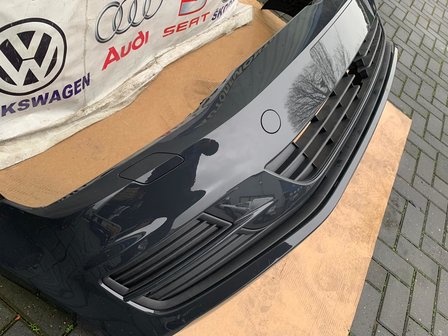 VW Golf 7 Voorbumper KLS ACC Urano Gray LI7F