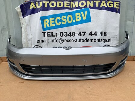 VW Golf 7 Voorbumper bumper LB7W Tungsten Silver P82