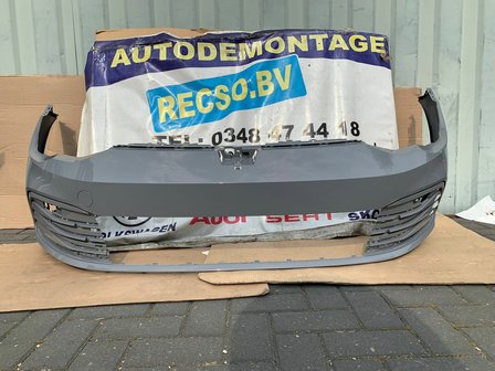 VW Golf 8 Voorbumper bumper Grey 5H0807221J T240