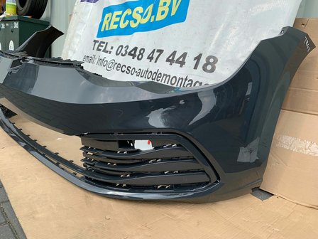 VW Golf 8 Voorbumper bumper Grey 5H0807221H T243