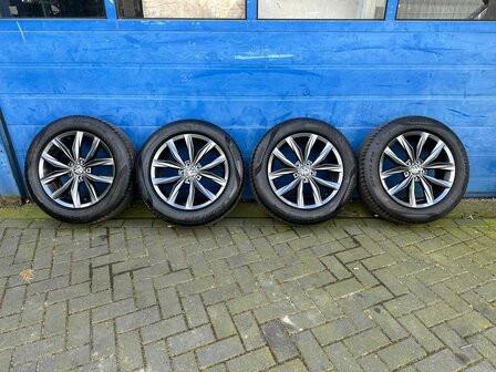 VW Tiguan Velg 18 inch set 5NN601025AD 5NN601025N