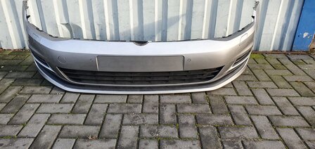 Golf 7 Voorbumper bumper 4x pdc LB7W Tungsten Silver A9