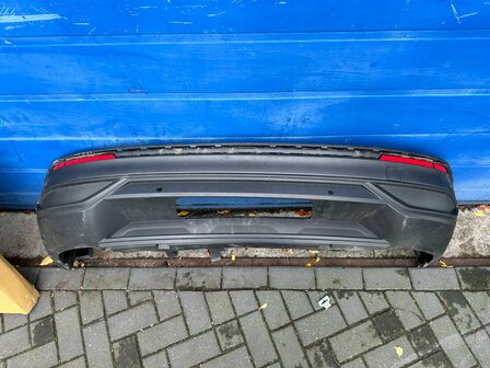 VW Tiguan Allspace 5NN Achterbumper onderkant pdc 5nn807521h