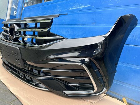 Vw Tiguan R Line R-Line Voorbumper Nieuw zwart gespoten