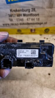 VW Golf 8 5H Kachel Bediening Achterzijde 11A907049