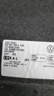 VW Golf 8 Hoedenplank 5H6867769A