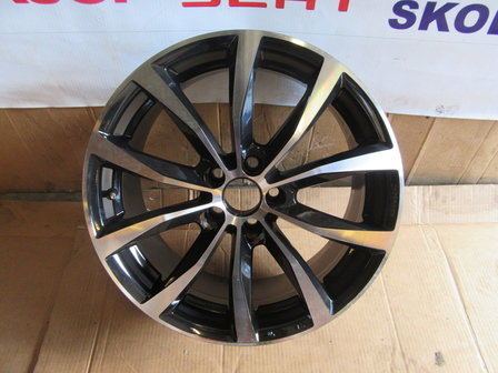 Mak Wolf Black mirror 1 velg 5x100 7.5jx17H2 met krasje