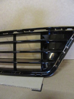 Golf 7 bumper grill Luchtzeef 5G0853677F