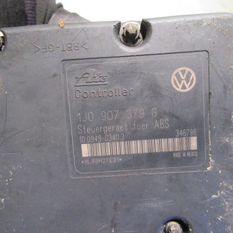 VW Audi Seat ABS Pomp VAG 1J0614117C 1J0698117A Vak 28/1