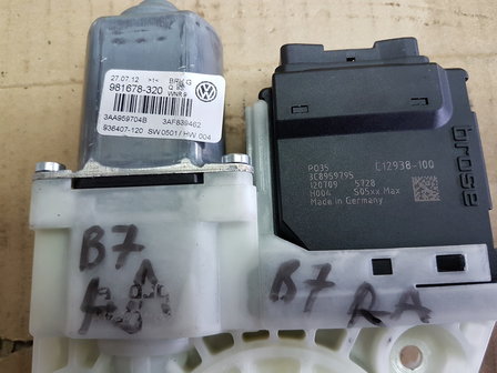 VW Passat B7 Rechts Achter Raam Motor 3AA959704B 3C8959795