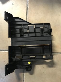 VW Passat B8 ecu houder 3G0971502