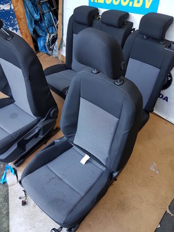 VW Golf 7 interieur set stoelen stof 