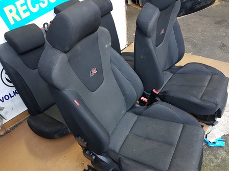 SEAT Leon FR 1P interieur set stoelen 