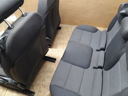 Audi A3 8P 3 deurs interieur set stoelen 