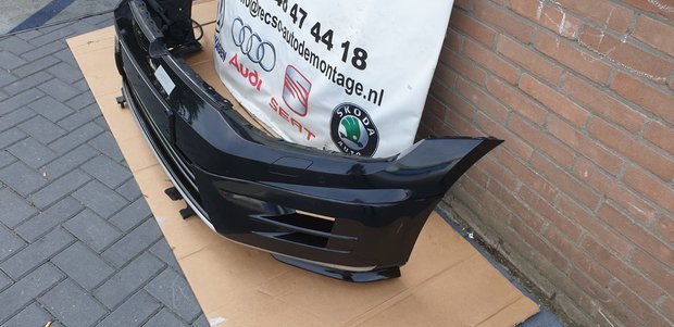 VW Golf 7 R Voorbumper bumper 5G0807221LR LC9X 4X PDC