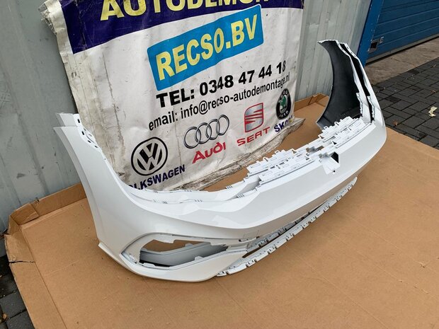 VW Golf 8 R Voorbumper Wit LC9A Pure White 5H0807221E P20