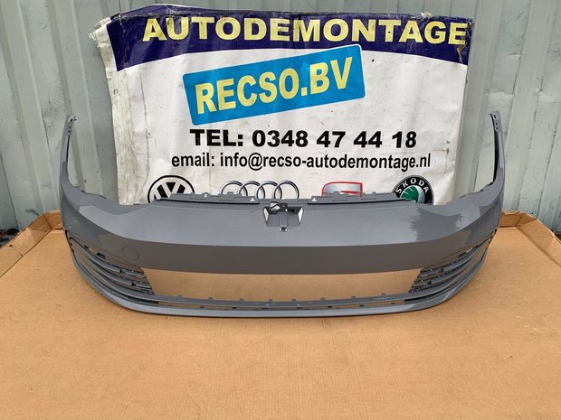 VW Golf 8 Voorbumper bumper Moonstone grey 5H0807221H P18