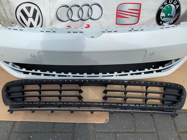 VW Golf 7 Voorbumper 6X PDC KLS ACC Oryx White LOK1 T120