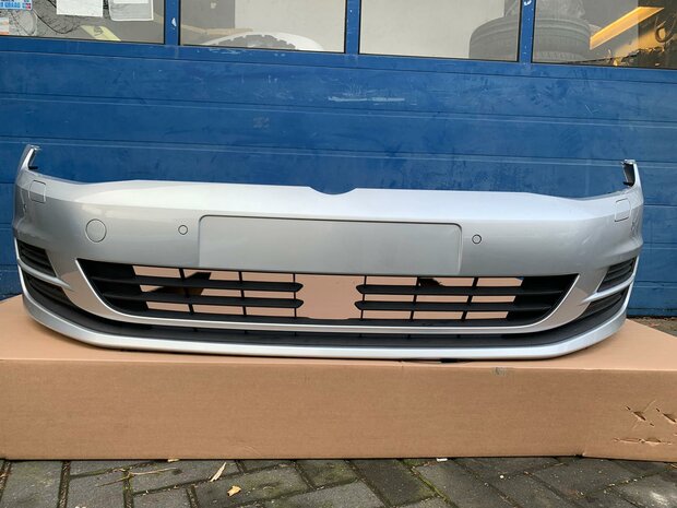 VW Golf 7 Voorbumper bumper acc 4x pdc kls LA7W zilver C8