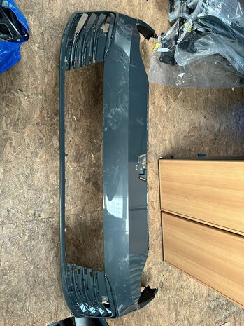 VW Golf 8 Voorbumper bumper donker grijs 5H0807221J P22