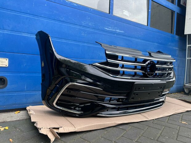 Vw Tiguan R Line R-Line Voorbumper Nieuw zwart gespoten