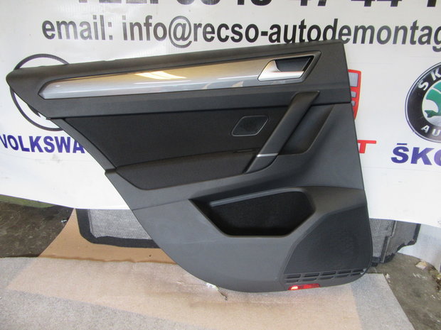 VW Golf 7 Sportsvan Deurpanelen set 