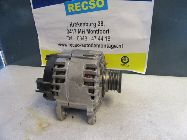 VW Passat Vanaf 2013+ Dynamo 180A 04L903023A