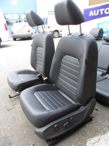 VW Passat B8 Station 2015 interieur zwart Leder Leer