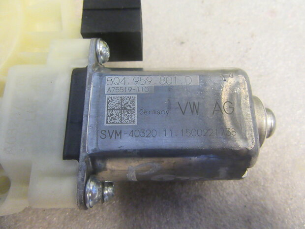 VW Passat B8 3G Ruiten ruit motor Links Achter 5Q4959801D