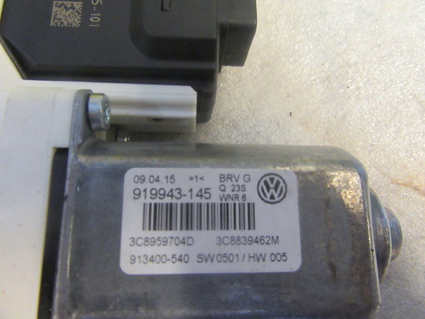 VW Passat CC Ruiten ruit motor Rechts Achter 3C8959704D