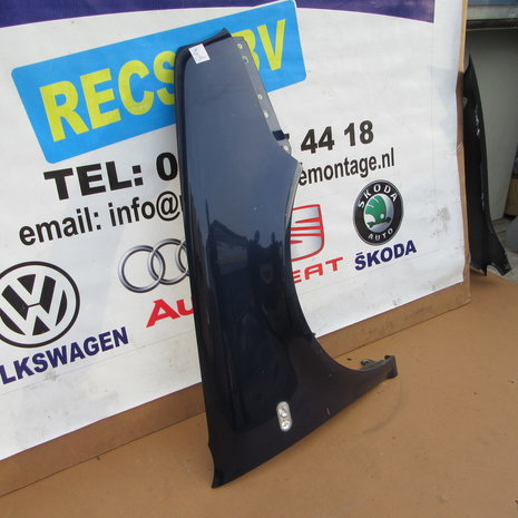 VW Golf 4 Variant zijscherm Spatscherm Rechts blauw paars