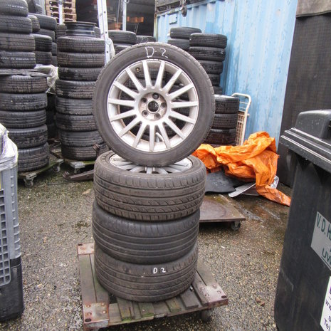 Audi A4 S4 Velg Velgen Zomerset 245/45/17 4E0601025AH