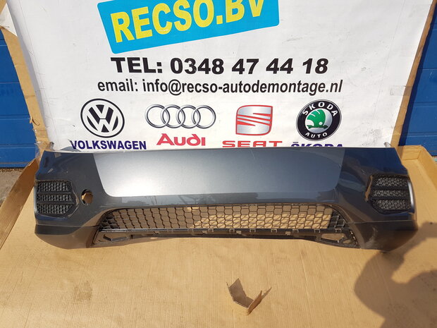 VW Tiguan voorbumper Donker Bruin Grijs 5N0807221T