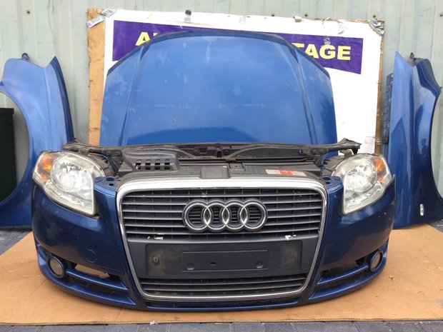 Voorkop Audi A4 8E 2.0 TDi Blauw 2006