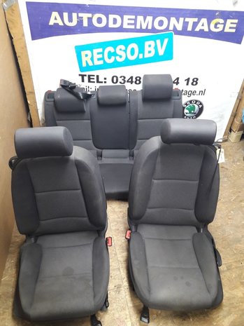 Audi A3 8P 3 deurs interieur set stoelen 