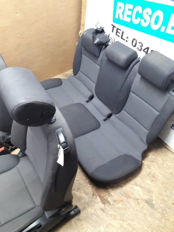 Audi A3 8P 3 deurs interieur set stoelen 