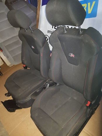 Seat leon fr 1P interieur set stoelen 