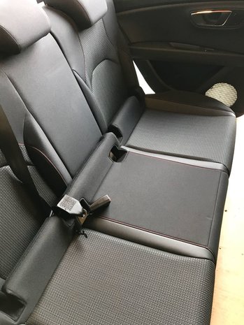 SEAT Leon FR 5F interieur set stoelen Half Leer Nieuw