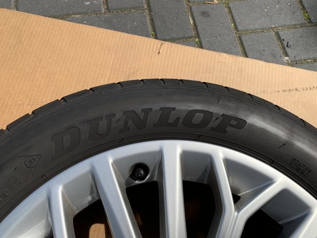 Orginele Audi A3 Velgen en Banden Dunlop 205/55R16 8V0601025BJ