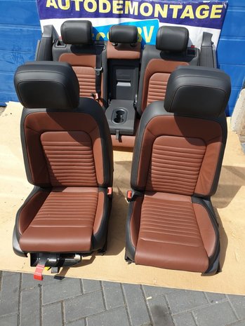 VW Passat B8 Nieuw Interieur set stoelen Leer memo Massage